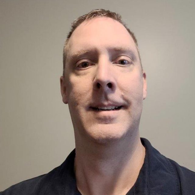 stephen clark headshot